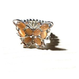Stretchy Band Butterfly Ring
